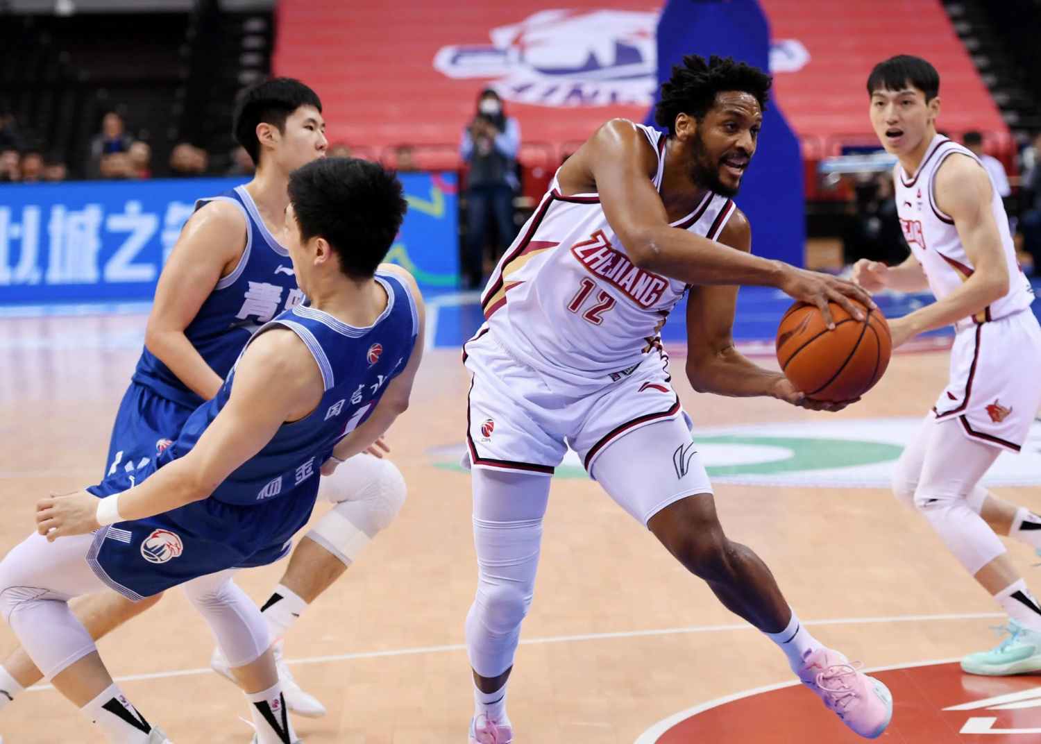 山东队狂胜对手，展现统治力的简单介绍