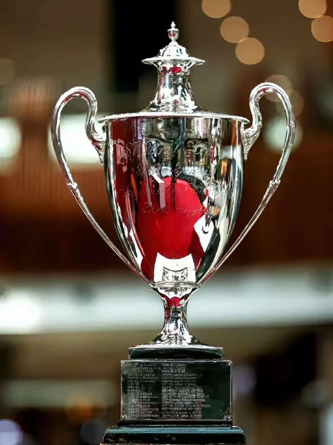 关于美国选手取得佳绩，斩金得牌的信息